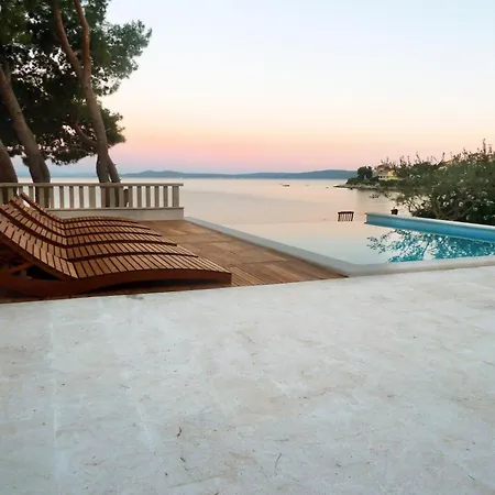 Paula * Trogir